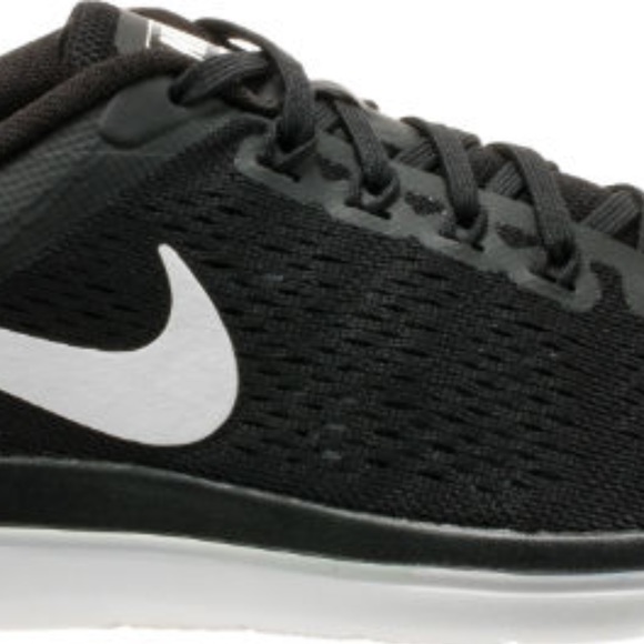Nike Shoes - Nike womens sneaker